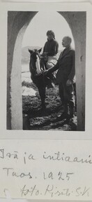 Native American Jerry on a horse and Akseli Gallen-Kallela at the Gallen-KallelasÂ´ gate in Taos, New Mexico, 1925.