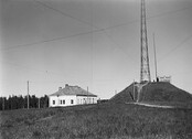Old Lahti radio station, Lahti longwave transmitter, and the western radio mast, ca. 1928.