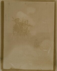 Akseli Gallen-Kallela coming from a gazelle hunting trip in Africa, 1909.