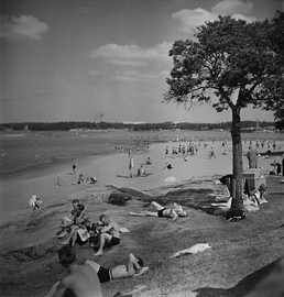 Hietaniemi beach, June 1948