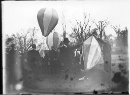 Group with hot air balloons at Miami-Denison football game 1914