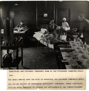 Electrical and Galvanic treatment room at the Kitchener Hospital, Brighton. Photographer: H. D. Girdwood.