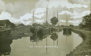 The Locks, Beverley 1900s (archive ref PO-1-14-188)