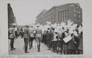 Picture of a ceremonial parade in Helsinki