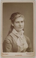 Portrait of Anni StenbÃ¤ck in Helsinki, ca. 1899.