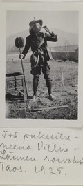 Akseli Gallen-Kallela dressed as a "wild west desperado" in Taos, New Mexico, 1925.