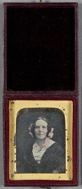 Daguerreotype by Antoine Claudet. Portrait of a  woman.