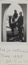 Native American Jerry on a horse and Akseli Gallen-Kallela at the Gallen-KallelasÂ´ gate in Taos, New Mexico, 1925.