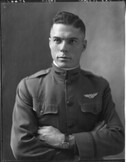 Portrait photograph of William Robson in military uniform 1918