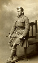 Unidentified British soldierâ€¦