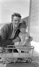 Albert Wright with daughter Nellie