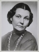 Portrait of Kirsti Gallen-Kallela in 1942.