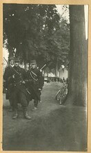 Soldaten van het 7de Linie-regiment nabij Kiezegem, ca. 16 augustus 1914 | Soldiers of the Belgian 7th Line near Kiezegem, c. 16 August 1914