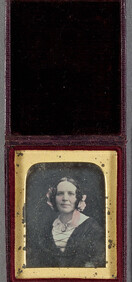 Daguerreotype by Antoine Claudet. Portrait of a  woman.