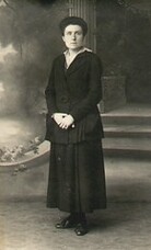Ottoman Bank Personnel, Kroupensky HelÃ¨ne