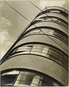 Hastings Deering Service Building, Riley & Crown Streets, Sydney, ca. 1938 / photographer unknown