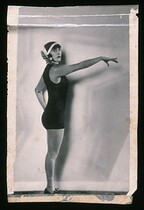 Studio portrait of Annette Kellerman