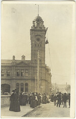 Hobart General Post Office - hoisting tower-bell into position - 1906