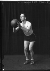 Ben Chapsky in basketball uniform 1927