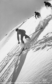 Downhill skiing at RiksgrÃ¤nsen ski resort, JukkasjÃ¤rvi, Lappland, Sweden