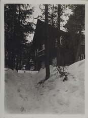 Exterior image of Kalela during the winter