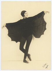 Photographs of theatrical performers from NS2490/1/1