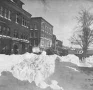 Elm Street snowbanks