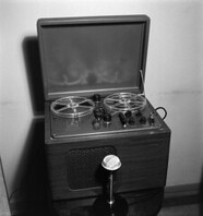 Soudmirror, tape recorder