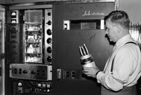 Engineer Lauri HÃ¤kkinen and RCA television transmitter