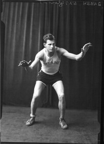 Lee William Hindman in basketball uniform 1927