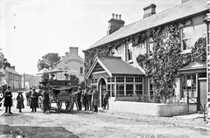 Charabanc at the Lake Hotel