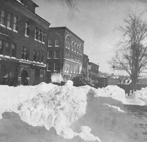 Elm Street snowbanks