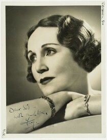 Fay Compton, actor, 1938 / unknown photographer