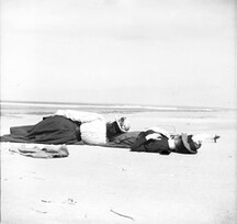 Grace and Mary at Ipswich Beach 002