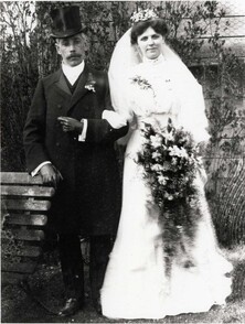 Wedding couple circa 1905 (archive ref DDX1319-6-EYC169)