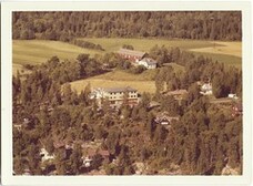 Ramberg gÃ¥rd, Botne