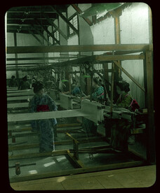 Hand-weaving in factory.