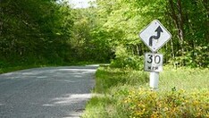 Last of the Imperial Speed Limit Signs