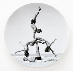 Jeff Koons launched the George Caddy [original photographer] plate at Bernardaud, New York, 12 December 2012