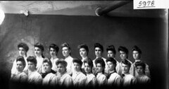 Women's group portrait 1904