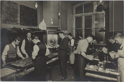 Aarne Pietinen: Printmaking class.