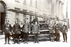 Beverley Borough Fire Brigade 1911 (archive ref DDX1544-1-6)
