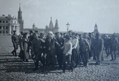 Saturdays volunteers on the 1st of May, Kremlin [s.d.]