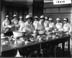 Ohio State Normal College domestic science class in cooking classroom 1913