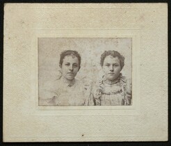 Portrait of Sarah and Novaline George Baldwin (AC339-016-041-001)