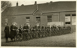 Students and bicycles outside Sheffield School (c1936)