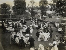 Wedding reception of Captain Hubert Carter and Miss Violet Smith in the grounds of 'Nunnington' at Kangaroo Point, Queensland, 1909