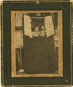 Jonathan Miller's Casket, 1909