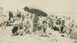 Beachgoers at Kirra Beach, Coolangatta