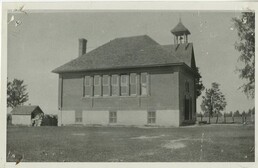 Lochlash School, Ashfield Township, 1928
